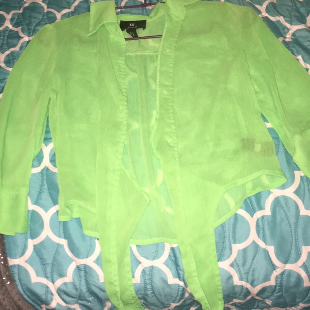 super cute green blouse!!!! never worn